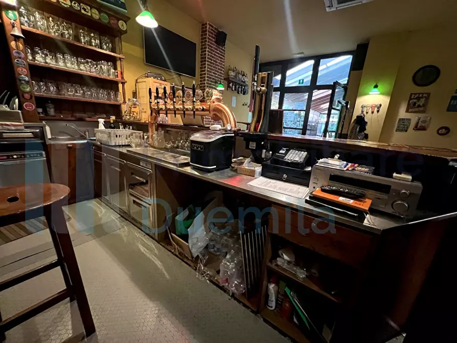 Immagine 11 di Bar / Ristorante in vendita  a Casalecchio Di Reno