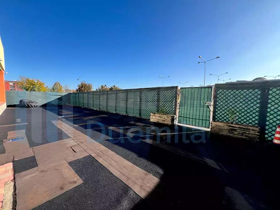 Immagine 9 di Locale commerciale in affitto  a Sant'agata Bolognese