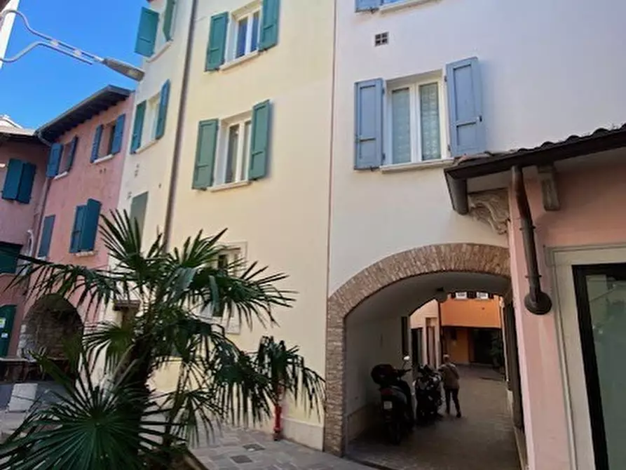 Immagine 15 di Quadrilocale in affitto  in Via Annunciata 9 a Desenzano Del Garda