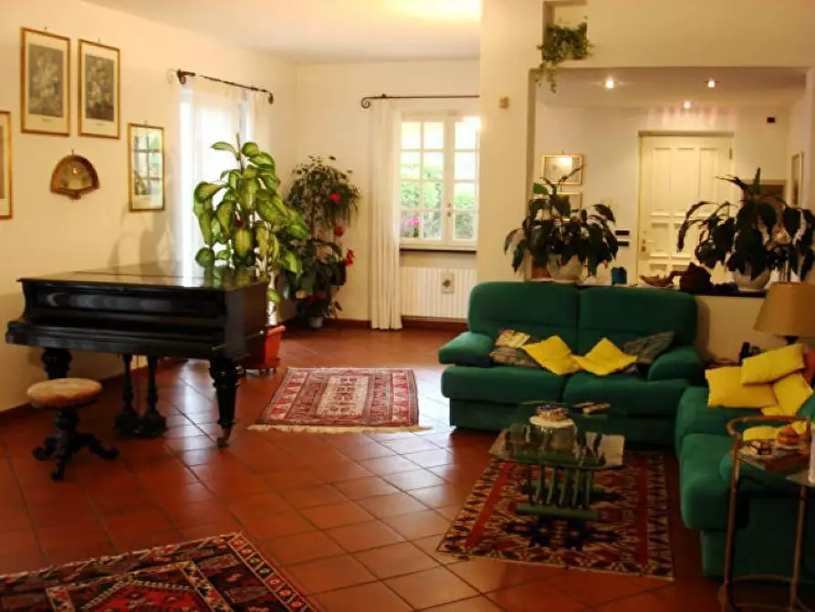 Immagine 9 di Villa in vendita  in via ferrari a Celle Ligure