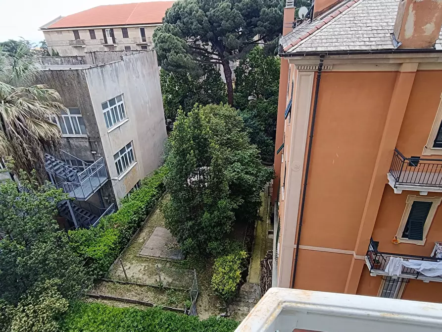 Immagine 28 di Quadrilocale in vendita  in Via San Francesco D'Assisi 4 a Savona