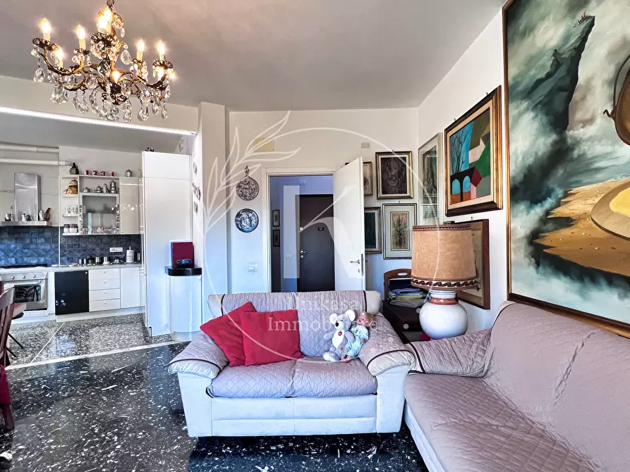 Immagine 1 di Quadrilocale in vendita  in via del forte a Albissola Marina