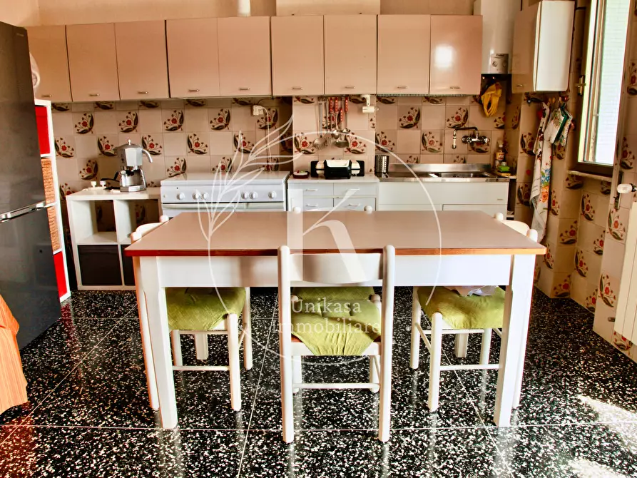 Immagine 3 di Trilocale in vendita  in Via Francesco Crispi 19 a Savona