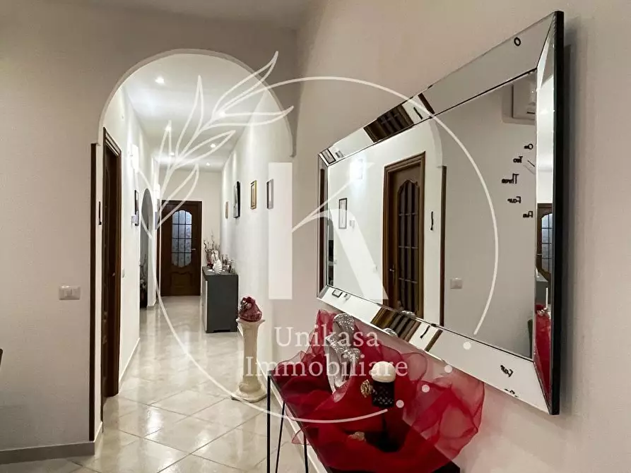 Immagine 12 di Pentalocale in vendita  in Via Antonio Gramsci 65 a Vado Ligure