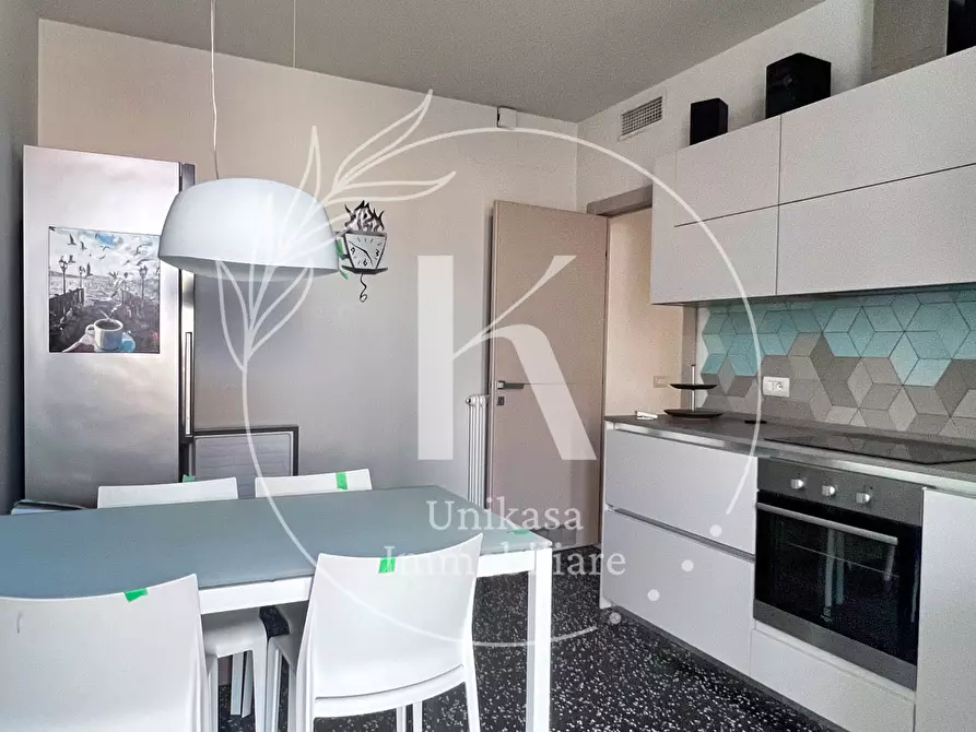 Immagine 12 di Pentalocale in vendita  in Via XX Settembre 21 a Savona