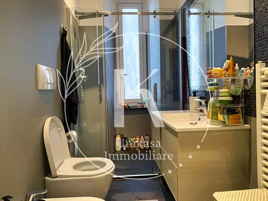 Immagine 19 di Pentalocale in vendita  in Via Nizza a Savona