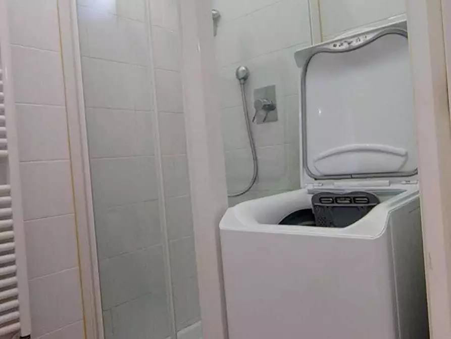 Immagine 19 di Trilocale in affitto  in Via Gio Francesco Niella a Savona