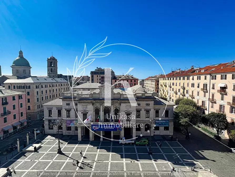 Immagine 2 di Quadrilocale in vendita  in Piazza Sisto IV 1 a Savona