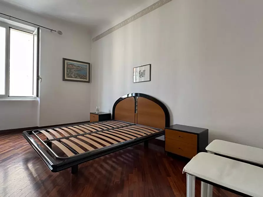 Immagine 14 di Quadrilocale in vendita  in Via Giacomo Leopardi a Savona