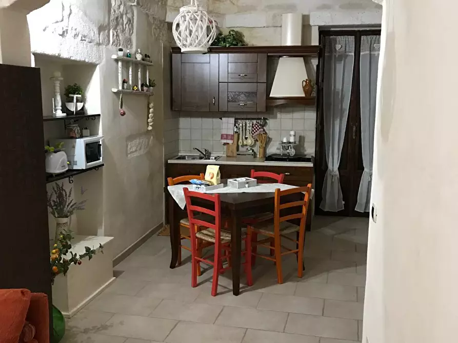 Immagine 48 di Casa indipendente in vendita  in Via Roma a Ostuni
