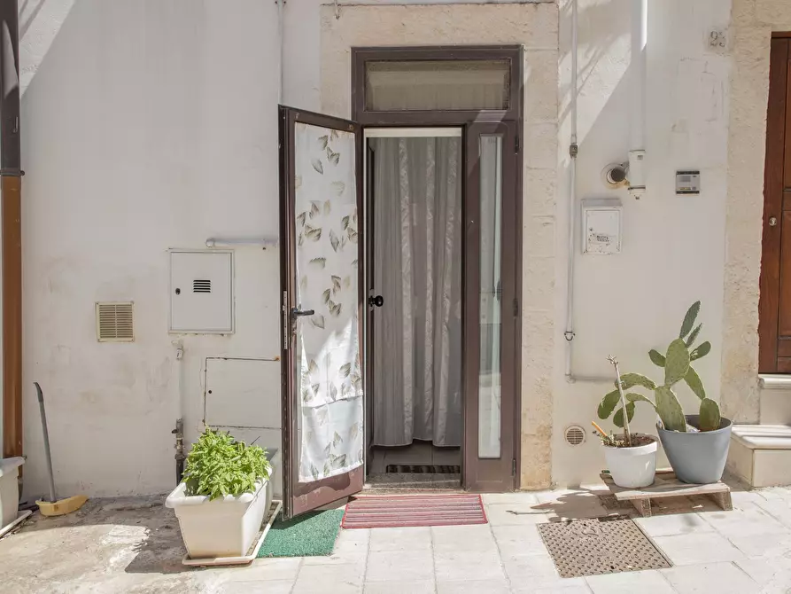 Immagine 2 di Casa indipendente in vendita  in Vico Bernardino Telesio a Ostuni