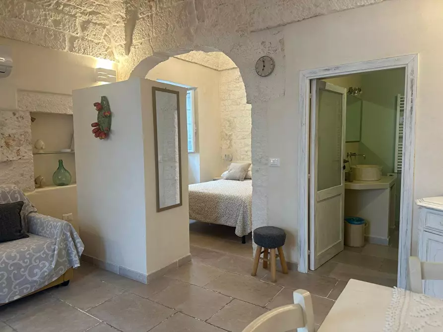 Immagine 16 di Casa indipendente in vendita  in Via Carlo Cattaneo a Ostuni