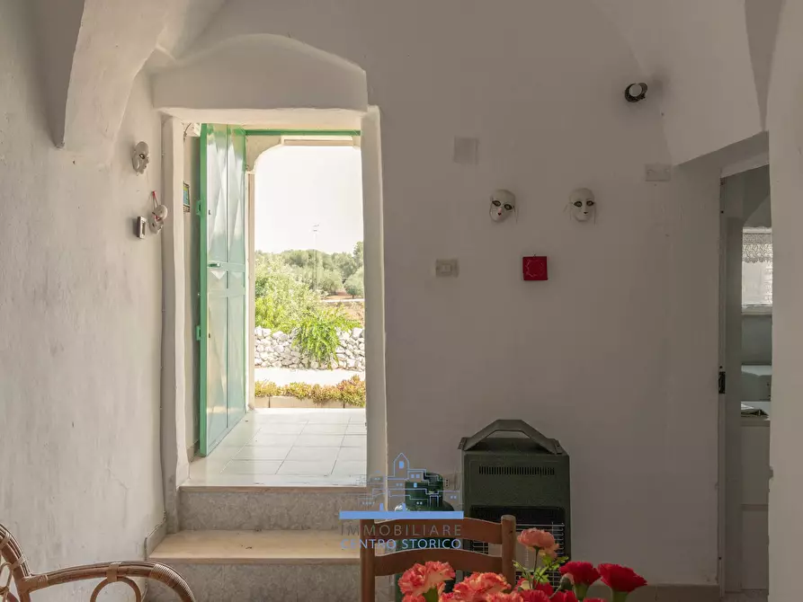 Immagine 31 di Villa in vendita  in CONTRADA VALLEGNA SNC a Ostuni