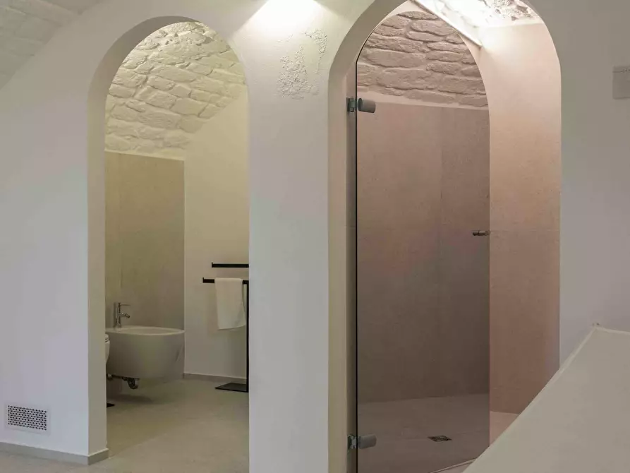 Immagine 21 di Palazzo in vendita  in Via Luca Mindelli a Ostuni