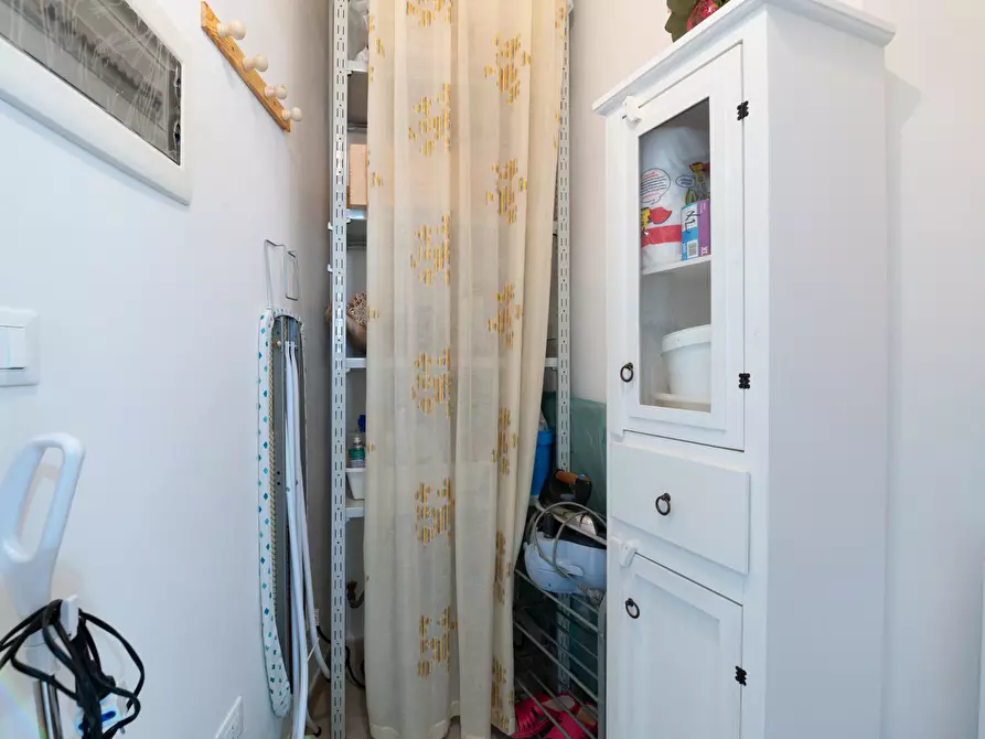 Immagine 44 di Villa in vendita  in Via Provinciale Martina Franca a Ostuni