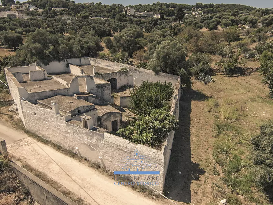 Immagine 42 di Rustico / casale in vendita  a Ostuni