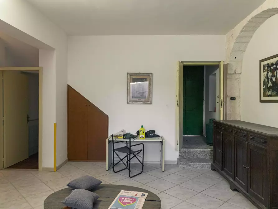 Immagine 38 di Palazzo in vendita  in Via Martiri di Kindu a Ostuni