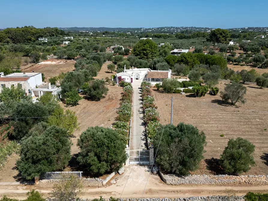 Immagine 15 di Villa in vendita  in contrada san benedetto a Ostuni