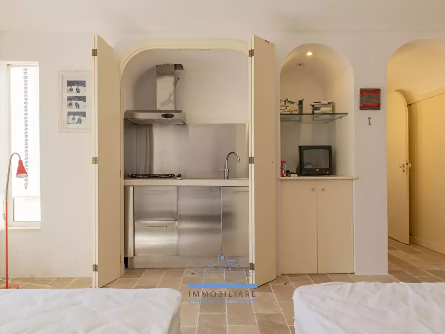 Immagine 42 di Rustico / casale in vendita  in Via Papa Giovanni XXIII a Ostuni