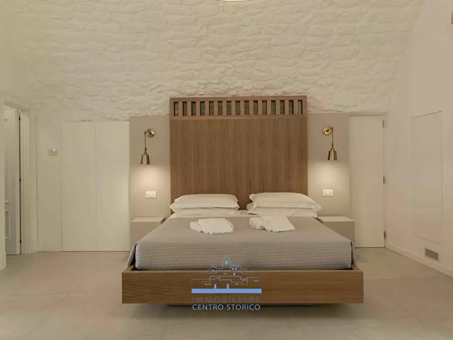 Immagine 4 di Palazzo in vendita  in Via Luca Mindelli a Ostuni