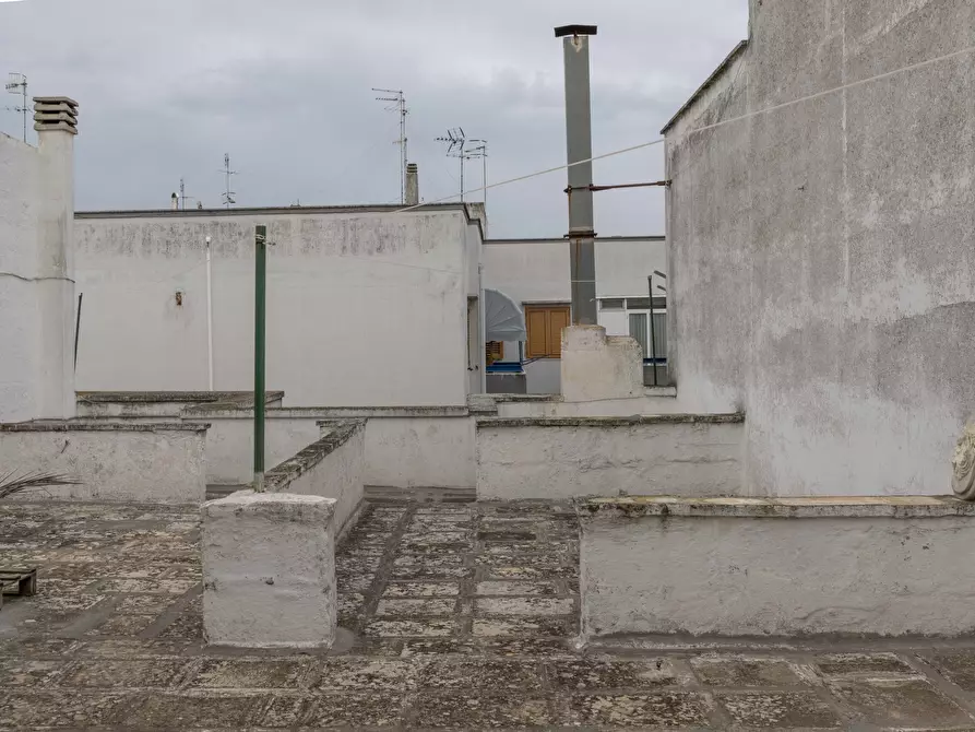 Immagine 15 di Casa indipendente in vendita  in Viale Francesco Crispi a Ostuni