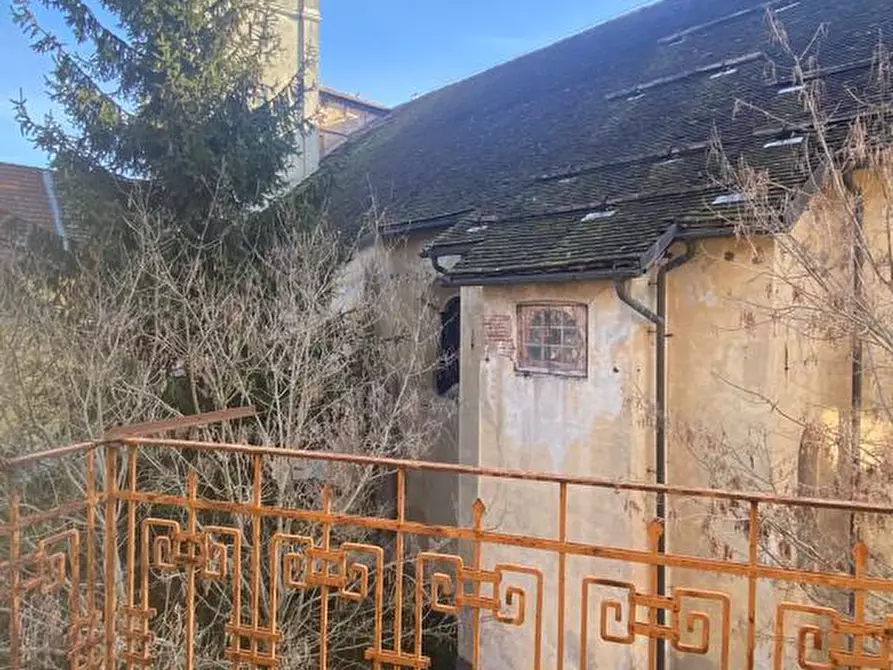 Immagine 59 di Porzione di casa in vendita  a Sassello