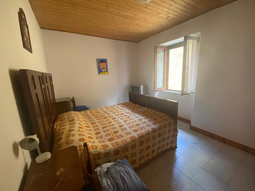 Immagine 27 di Rustico / casale in vendita  a Urbe