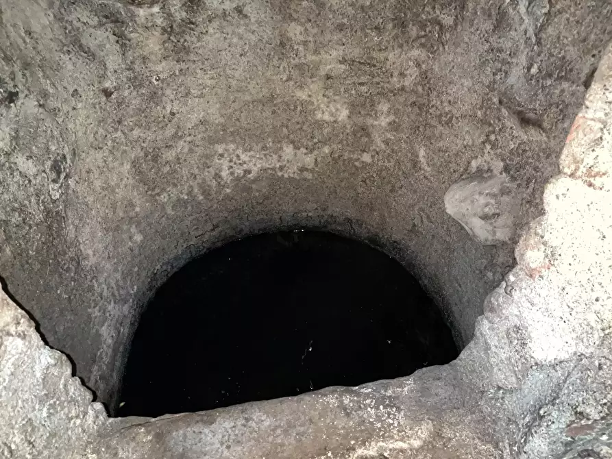 Immagine 28 di Attività commerciale in vendita  in Piazza Concezione 10 a Sassello