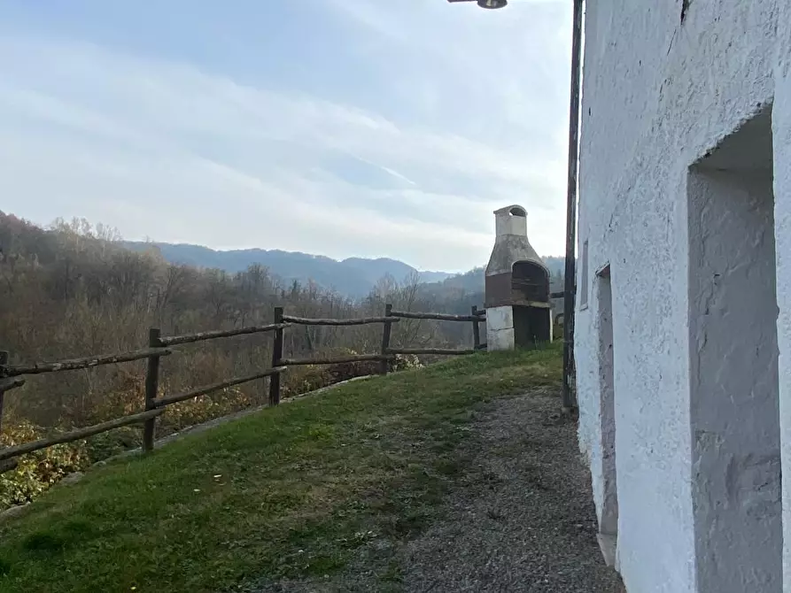 Immagine 15 di Rustico / casale in vendita  in Strada Galli 88 a Ponzone