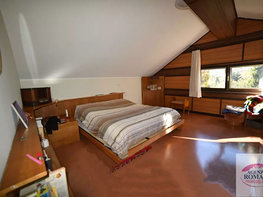 Immagine 43 di Villa in vendita  in Via Menacciano 1 a Pontinvrea