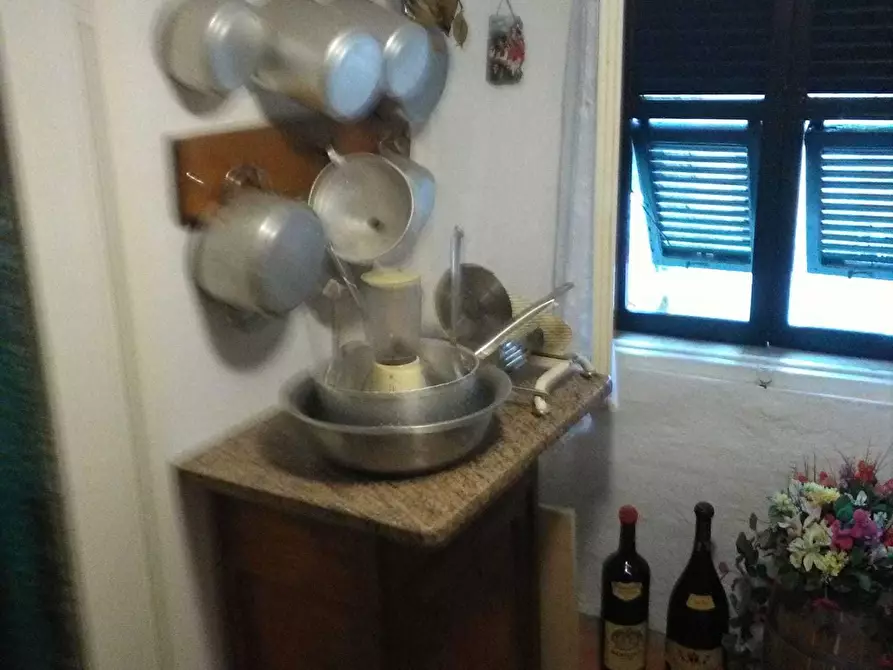 Immagine 8 di Quadrilocale in vendita  in Via al Castello 7 a Pareto