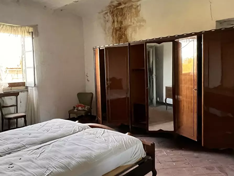 Immagine 22 di Rustico / casale in vendita  in Via al Castello 37 a Pareto