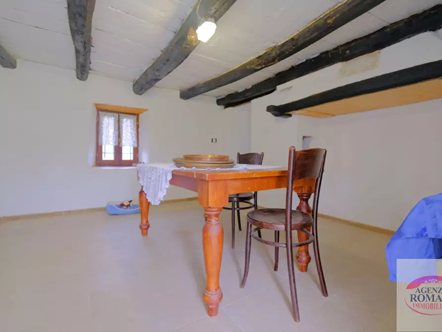 Immagine 21 di Rustico / casale in vendita  a Pareto