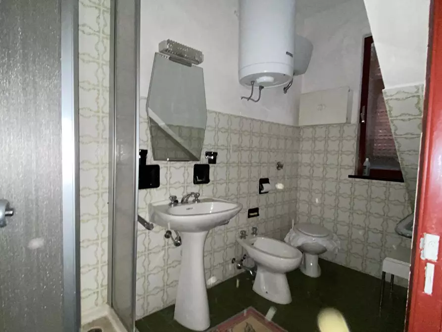 Immagine 12 di Bilocale in vendita  in SP40 71 a Urbe