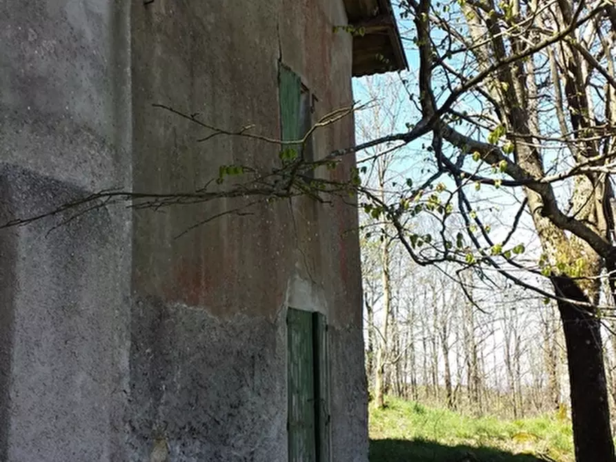 Immagine 10 di Porzione di casa in vendita  a Sassello