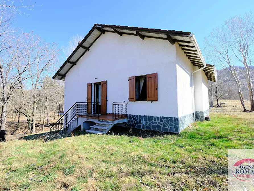 Immagine 1 di Villa in vendita  a Sassello