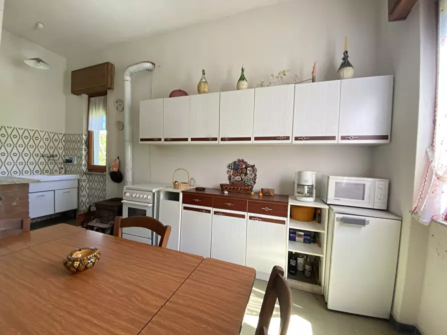 Immagine 5 di Porzione di casa in vendita  in SP49 31 a Urbe