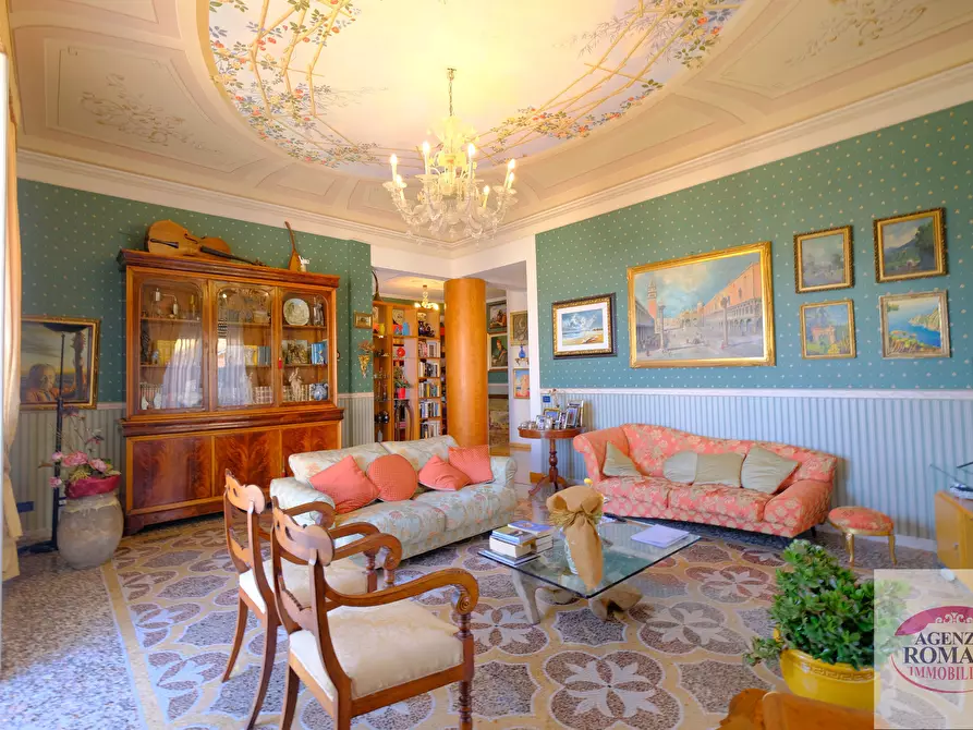Immagine 1 di Appartamento in vendita  in Via Famagosta 1 a Savona