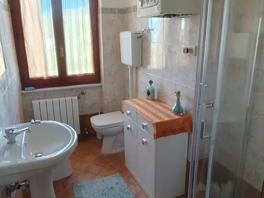 Immagine 27 di Villa in vendita  in Via Francia 75 a Tiglieto