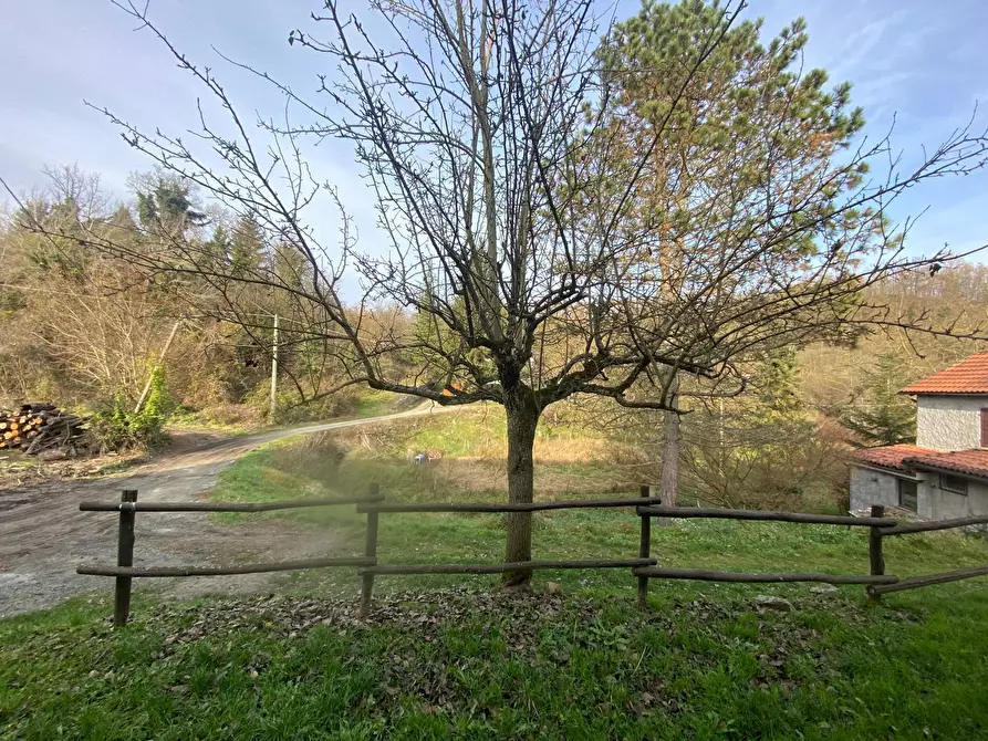 Immagine 14 di Rustico / casale in vendita  in Strada Galli 88 a Ponzone
