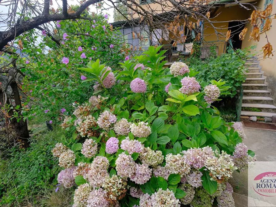 Immagine 21 di Rustico / casale in vendita  in Via Pero 112 a Varazze