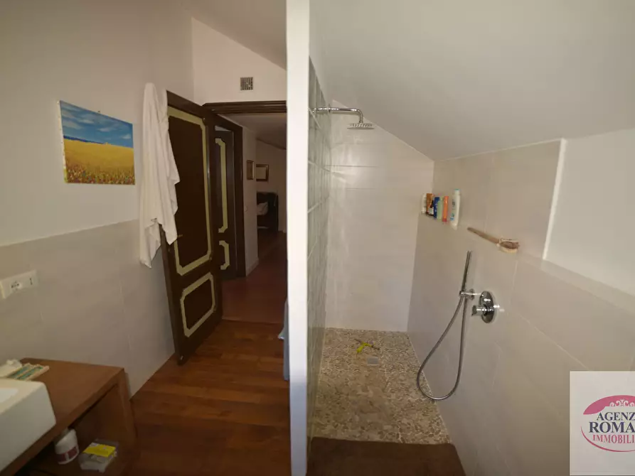 Immagine 47 di Villa in vendita  in Via Menacciano 1 a Pontinvrea