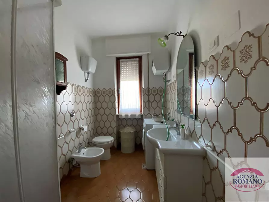 Immagine 16 di Trilocale in vendita  in Via Francia 27 a Tiglieto