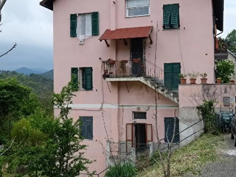 Immagine 2 di Appartamento in vendita  a Tiglieto