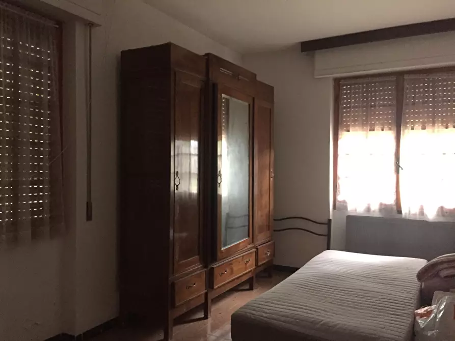 Immagine 10 di Appartamento in vendita  a Urbe