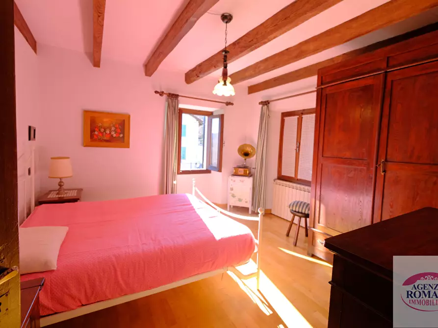 Immagine 38 di Casa indipendente in vendita  in Via Savona 47 a Urbe