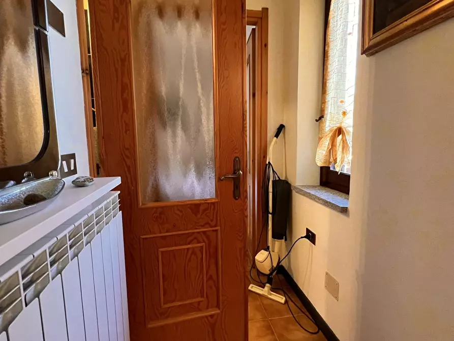 Immagine 14 di Trilocale in vendita  in Via Roma 37 a Pontinvrea