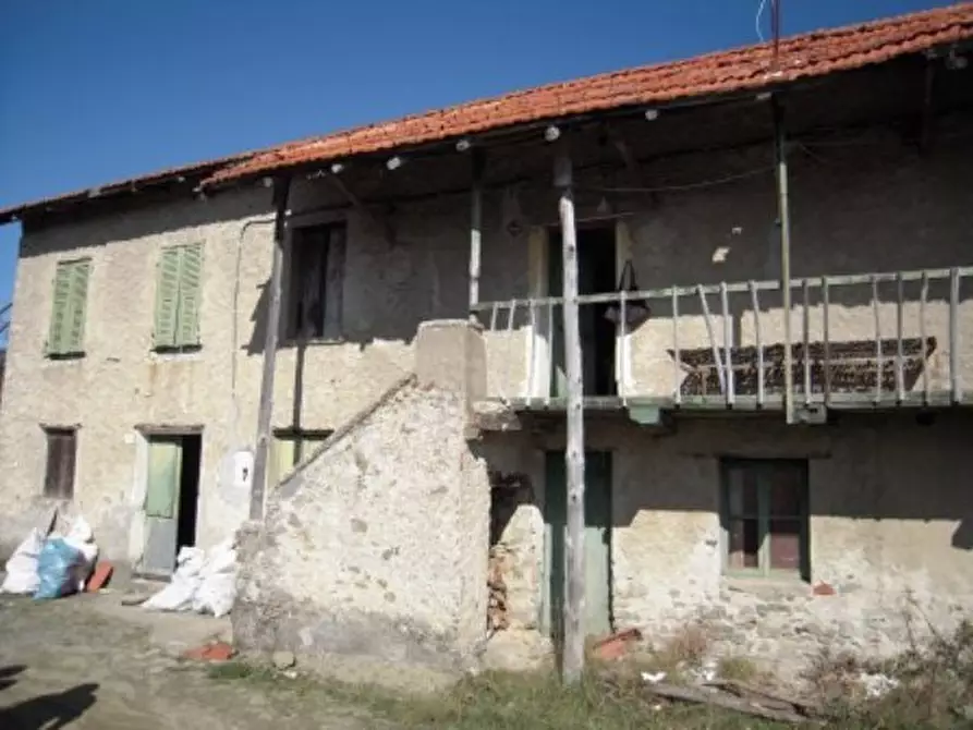 Immagine 15 di Rustico / casale in vendita  a Giusvalla