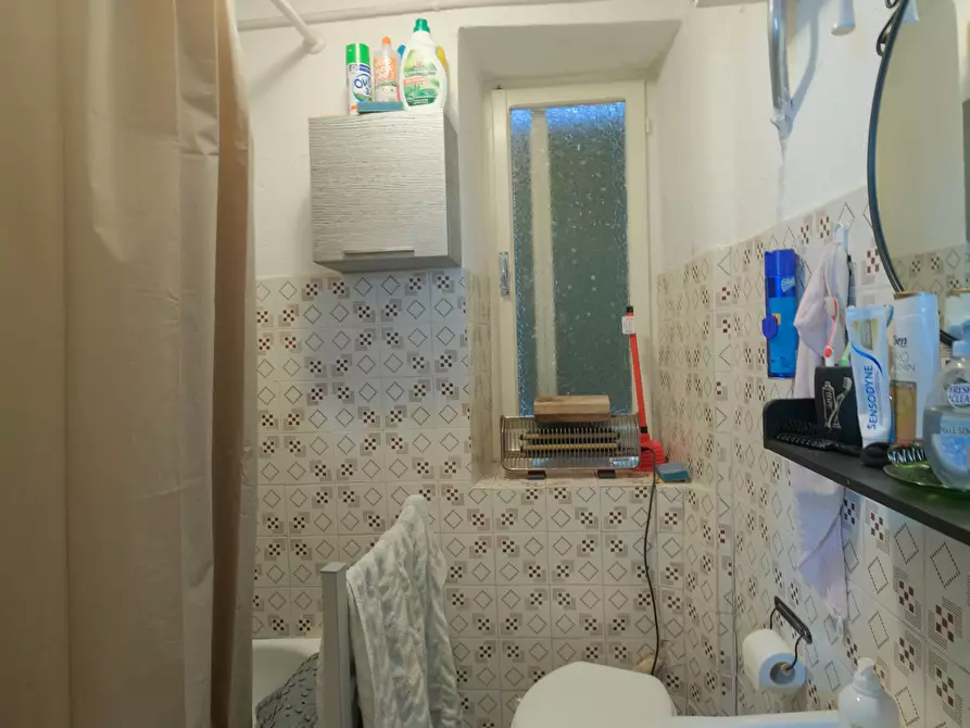 Immagine 27 di Porzione di casa in vendita  in Via Quai 10 a Urbe