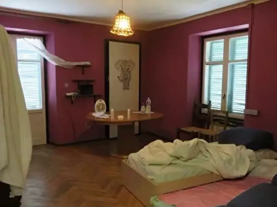 Immagine 1 di Pentalocale in vendita  in Via Indiritto 2 a Villar Pellice